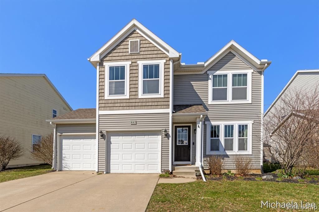 607 Nantucket Drive, Lansing, MI 48906