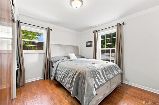 20691 Wedgewood Drive, Grosse Pointe, MI 48236