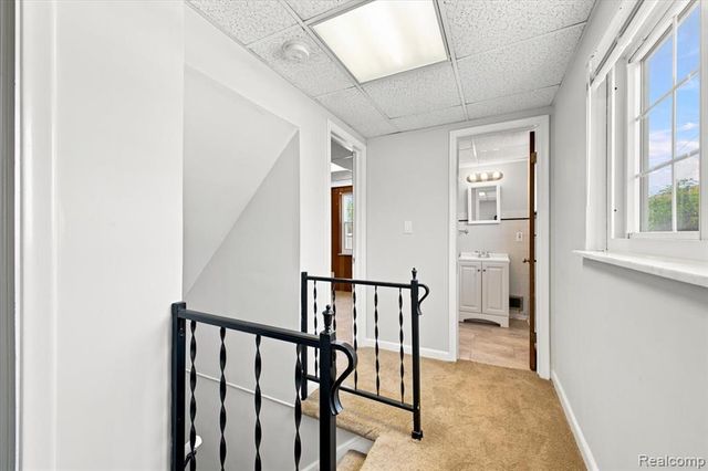 20691 Wedgewood Drive, Grosse Pointe, MI 48236