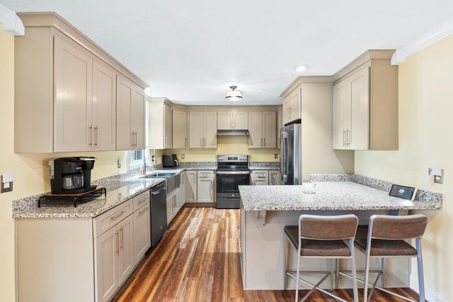 112 Hickory Way, Madison Heights, VA 24572