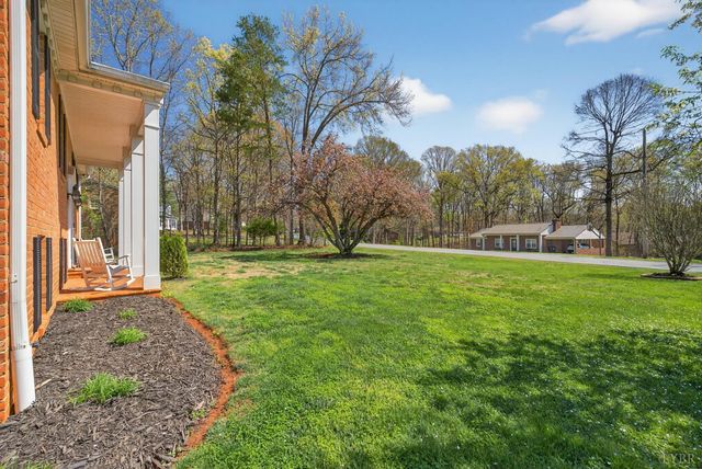 112 Hickory Way, Madison Heights, VA 24572