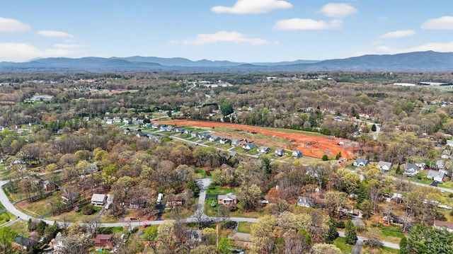 112 Hickory Way, Madison Heights, VA 24572