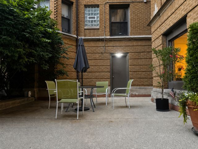 7715 N Hermitage Avenue 3F, Chicago, IL 60626