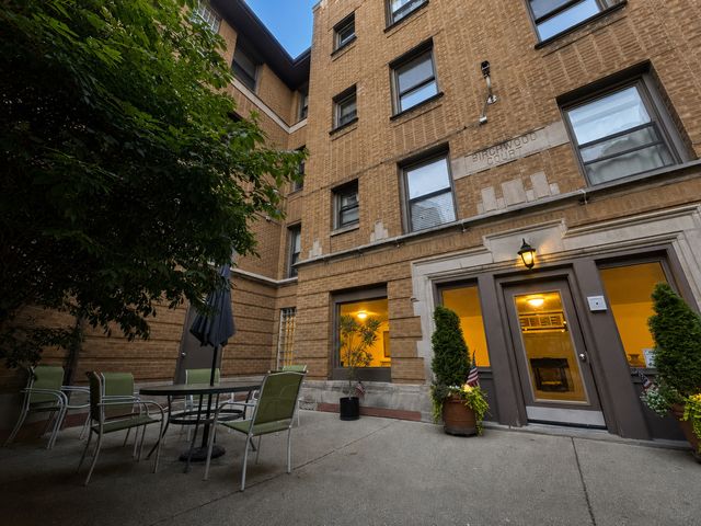 7715 N Hermitage Avenue 3F, Chicago, IL 60626