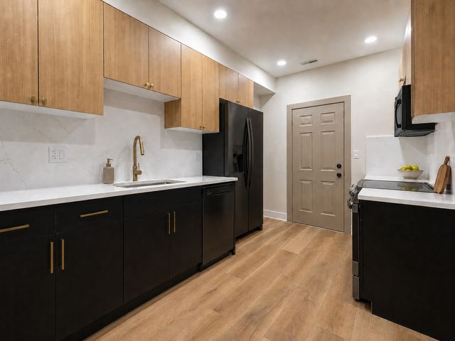 7715 N Hermitage Avenue 3F, Chicago, IL 60626