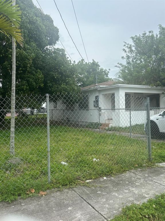 1891 NW 62nd Terrace, Miami, FL 33147