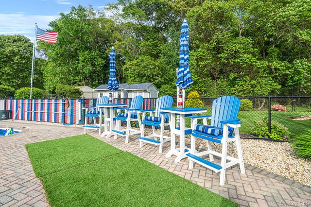 41 Paige Lane, Moriches, NY 11955