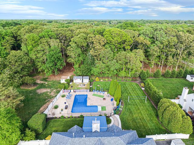 41 Paige Lane, Moriches, NY 11955
