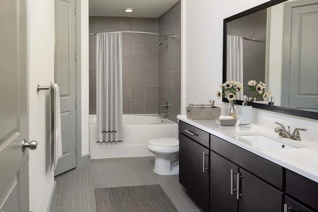 3939 W Alabama ST 2-413, Houston, TX 77027
