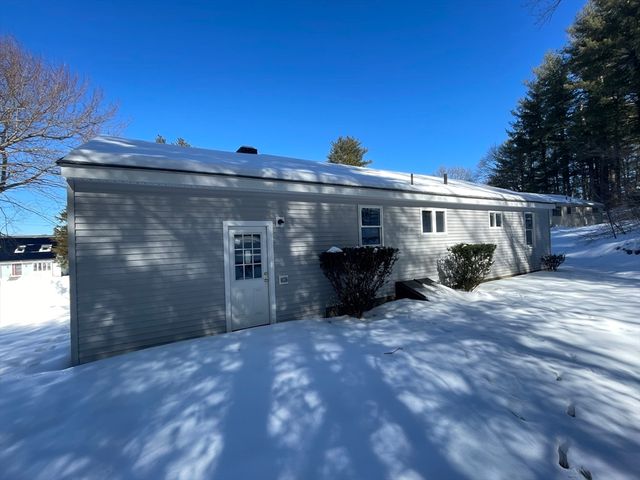 41 Easy St, Sudbury, MA 01776