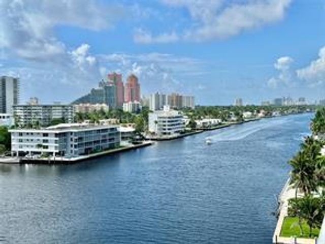2900 NE 30th Street K9, Fort Lauderdale, FL 33306