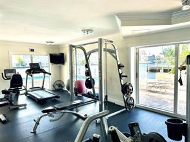 2900 NE 30th Street K9, Fort Lauderdale, FL 33306