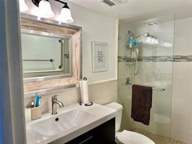 2900 NE 30th Street K9, Fort Lauderdale, FL 33306
