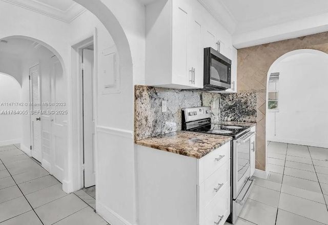 936 NE 132nd Street, North Miami, FL 33161
