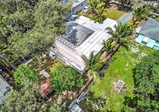 936 NE 132nd Street, North Miami, FL 33161