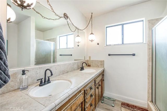 3377 N Bryan, Fresno, CA 93723