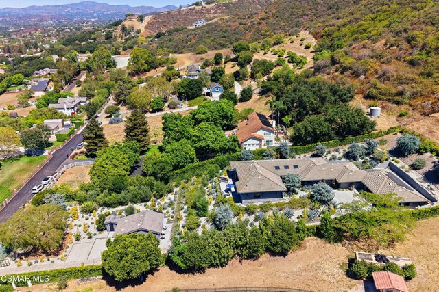 2800 Lynnview Street, Newbury Park, CA 91320
