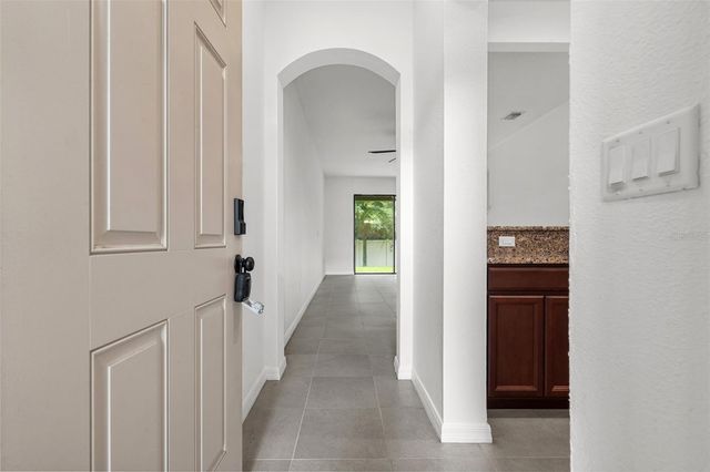5179 BAY ISLE CIRCLE, Clearwater, FL 33760