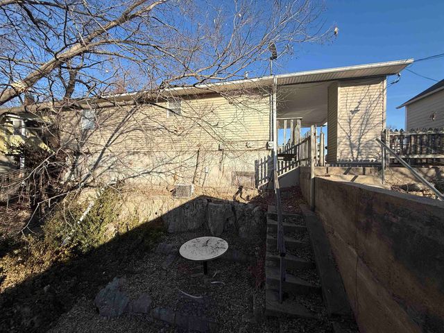 723 Cliff Drive, Augusta, KS 67010