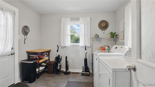 2207 Marroit Rd, Henrico, VA 23229