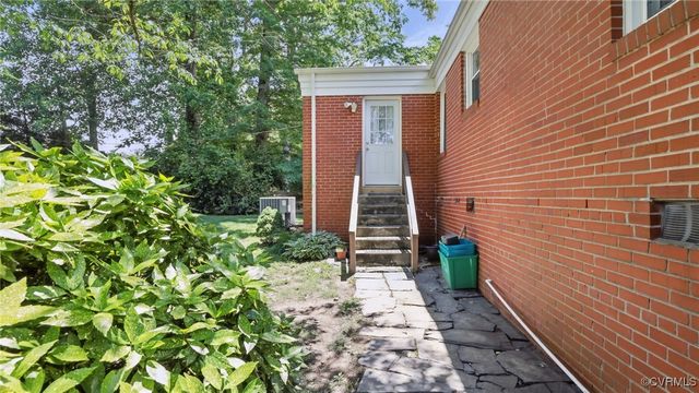 2207 Marroit Rd, Henrico, VA 23229