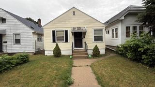 4572 N 37th STREET, Milwaukee, WI 53209