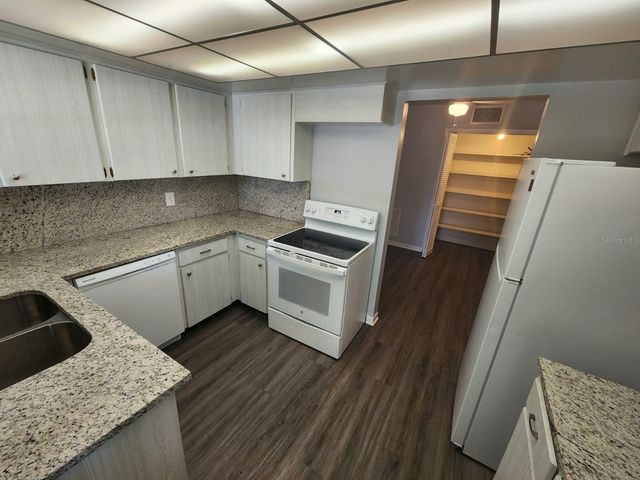 2501 RENATTA DRIVE 4, Belleair Bluffs, FL 33770