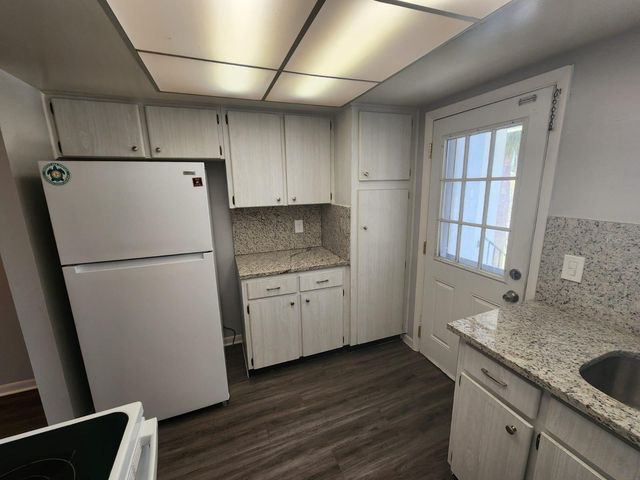 2501 RENATTA DRIVE 4, Belleair Bluffs, FL 33770