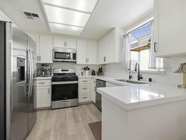 26914 Flo Lane 443, Canyon Country (santa Clarita), CA 91351