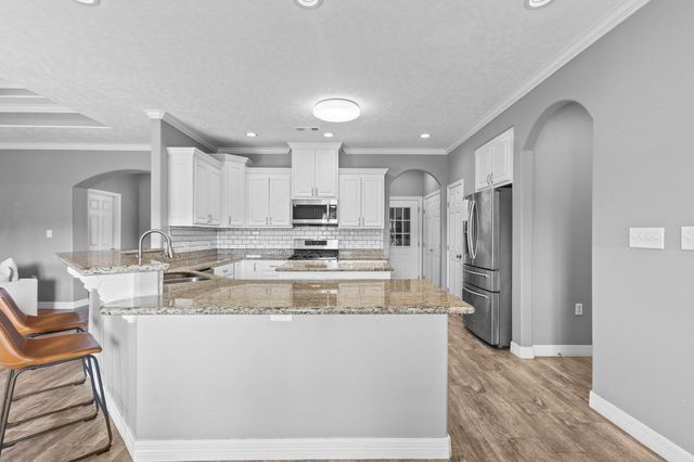 621 Pioneer, Bridge City, TX 77611