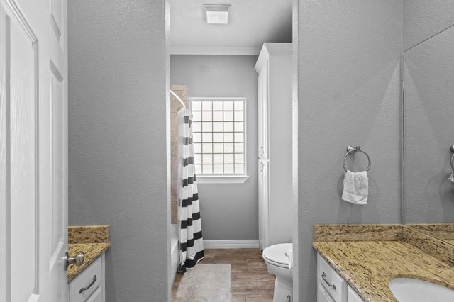 621 Pioneer, Bridge City, TX 77611