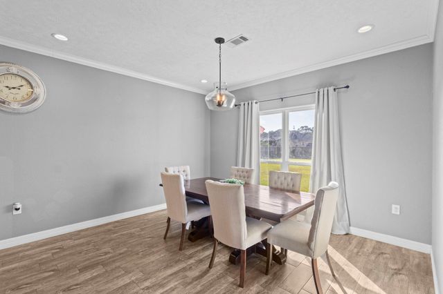 621 Pioneer, Bridge City, TX 77611