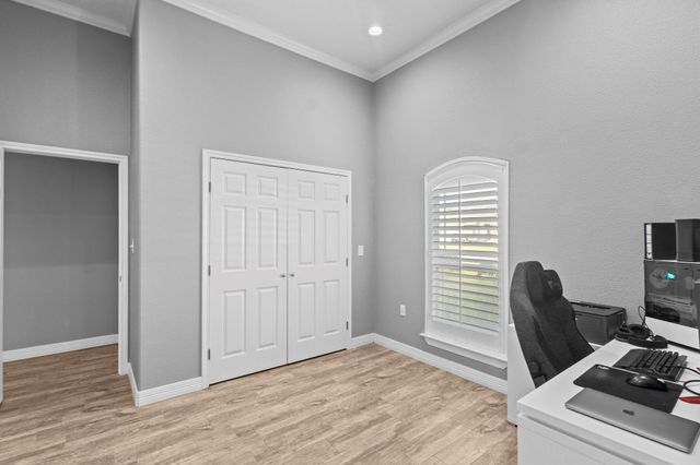 621 Pioneer, Bridge City, TX 77611