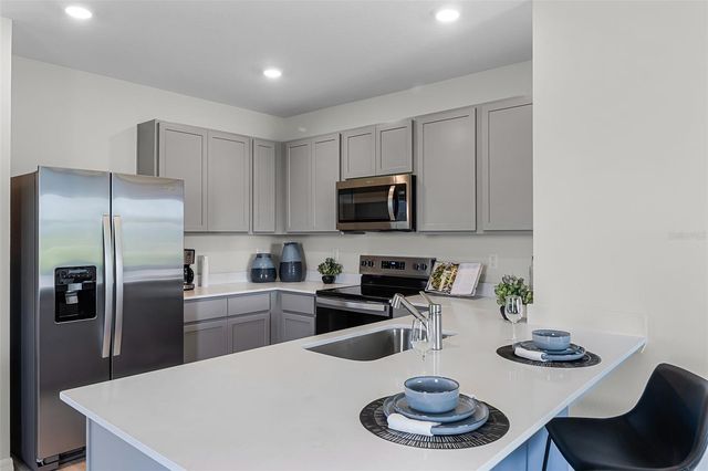 5717 SOMERSET DRIVE, Haines City, FL 33844