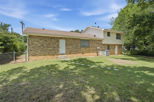 941 Cochise Trail, Conyers, GA 30094
