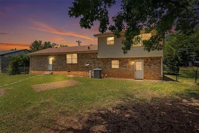 941 Cochise Trail, Conyers, GA 30094