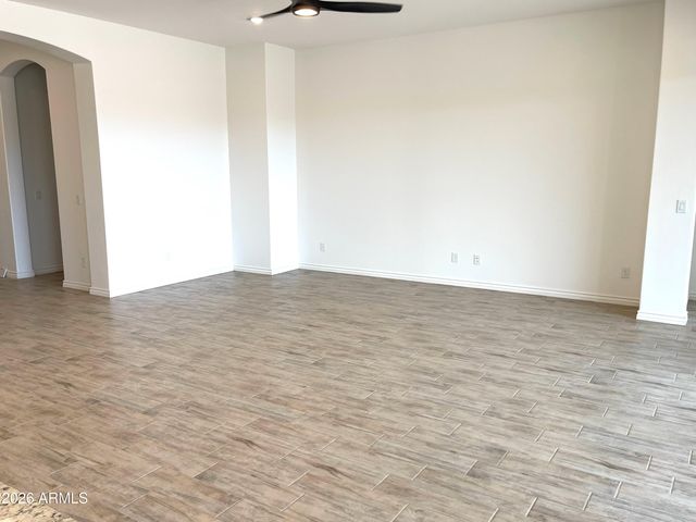 10027 W VERDE Lane, Avondale, AZ 85392