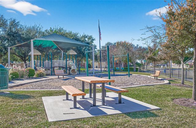 4914 Grapevine Lake Court, Richmond, TX 77407