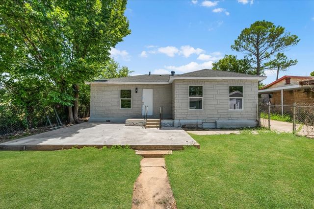 1312 Lindsey Street, Fort Worth, TX 76105