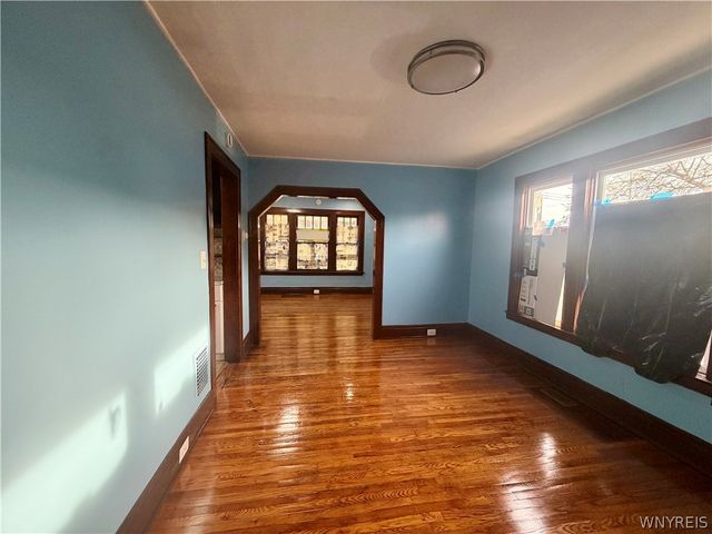 484 Dartmouth Avenue, Buffalo, NY 14215