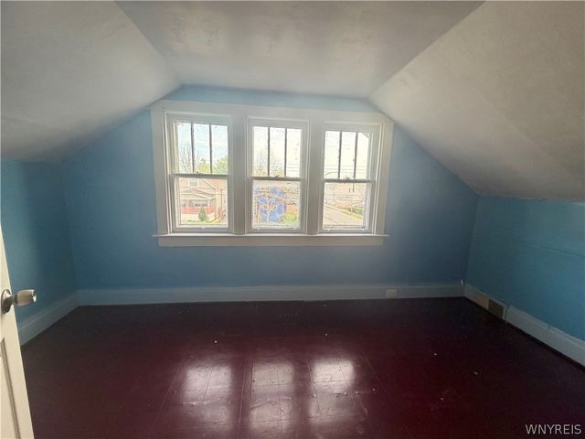 484 Dartmouth Avenue, Buffalo, NY 14215