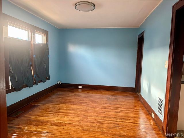 484 Dartmouth Avenue, Buffalo, NY 14215