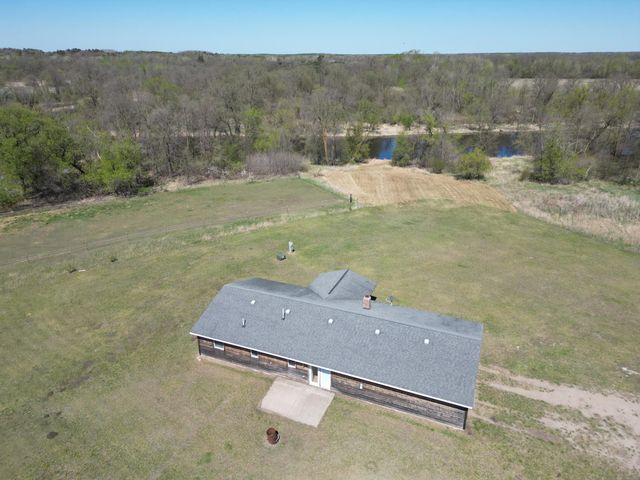 33352 County 28, Motley, MN 56466