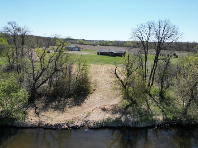 33352 County 28, Motley, MN 56466