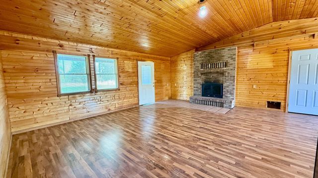 33352 County 28, Motley, MN 56466