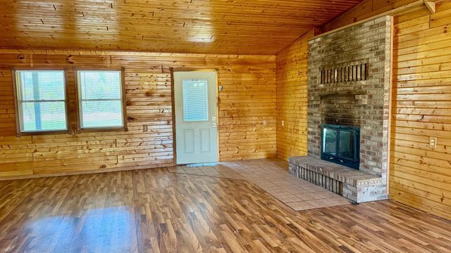 33352 County 28, Motley, MN 56466