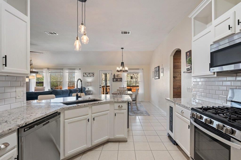 2305 Candle Ridge TRL, Georgetown, TX 78626