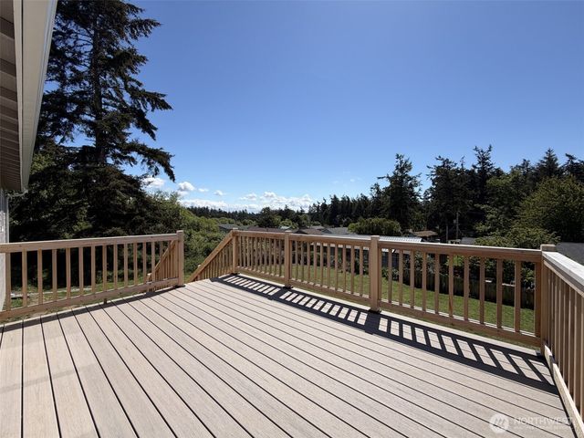 621 La Fiesta Street, Coupeville, WA 98239