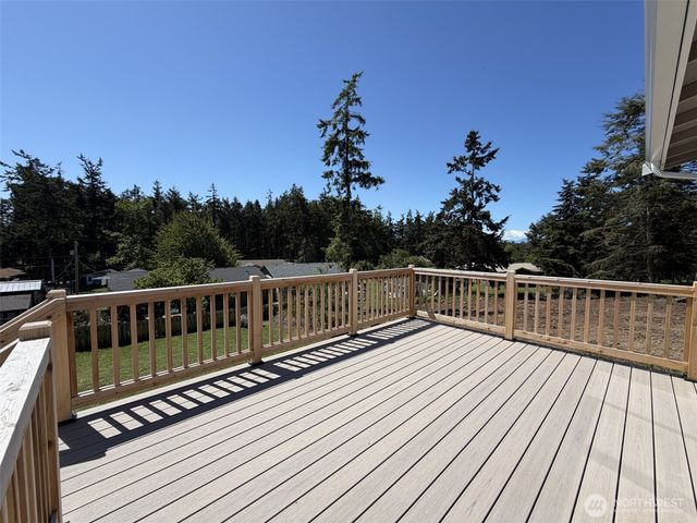 621 La Fiesta Street, Coupeville, WA 98239
