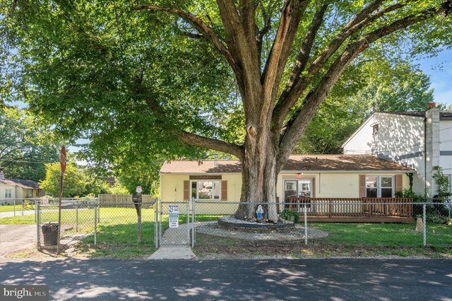 735 PENNSYLVANIA AVE, Wallingford, PA 19086